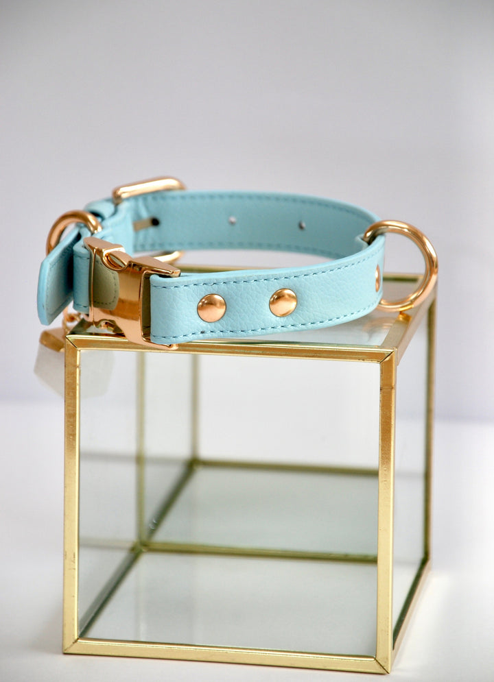 Halo Pet Iced Aqua Crystal Collar™ with CLear Quartz Pendant Side